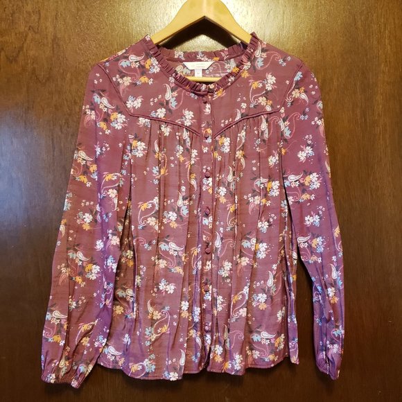 Lauren Conrad button front top - Picture 1 of 3